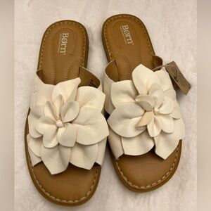 Born White Floral Leather Sandals woman’s size 8